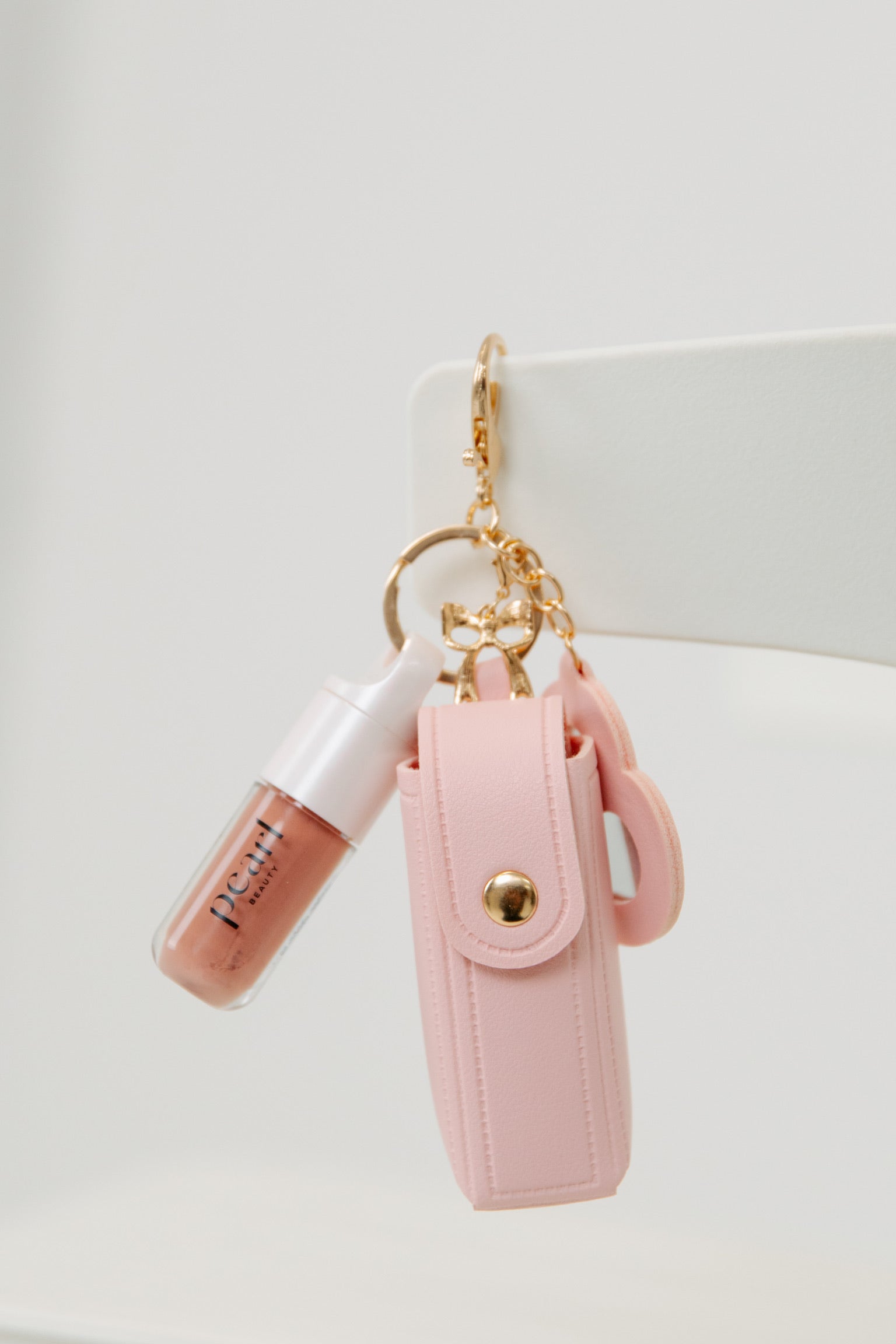 Pearl Beauty Lipstick Pouch